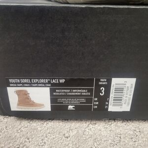 Sorel explorer boots kids sz 3